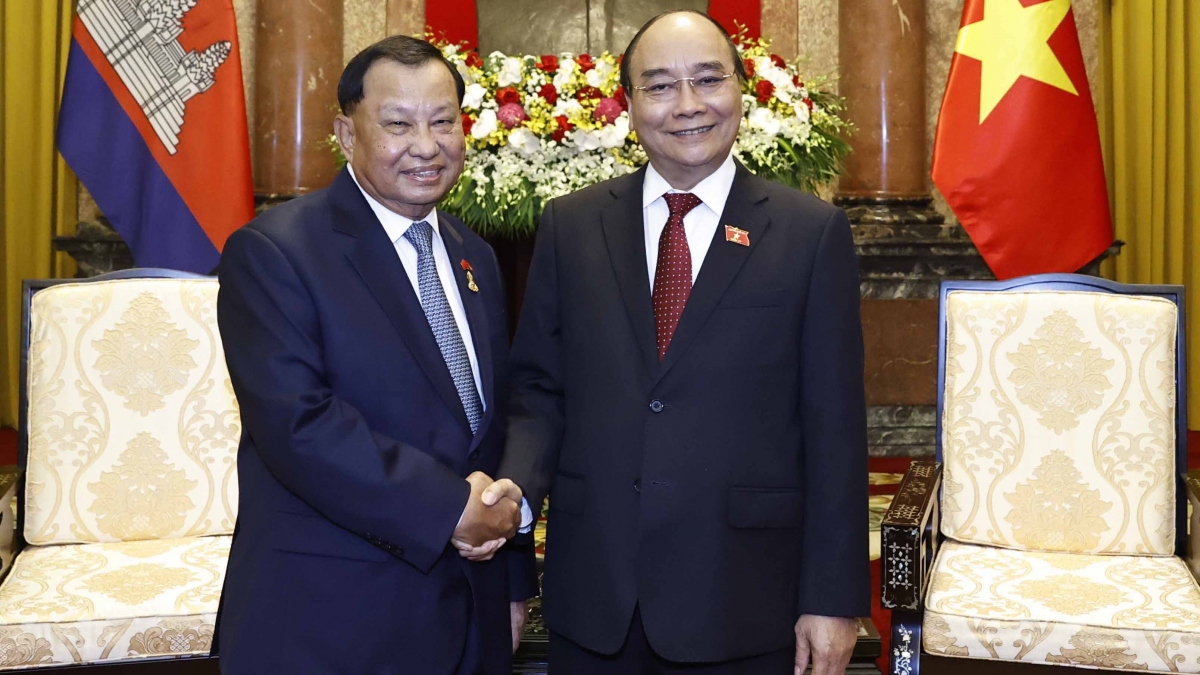 Chủ tịch nước đề nghị Campuchia thúc đẩy cắm mốc 16% biên giới còn lại